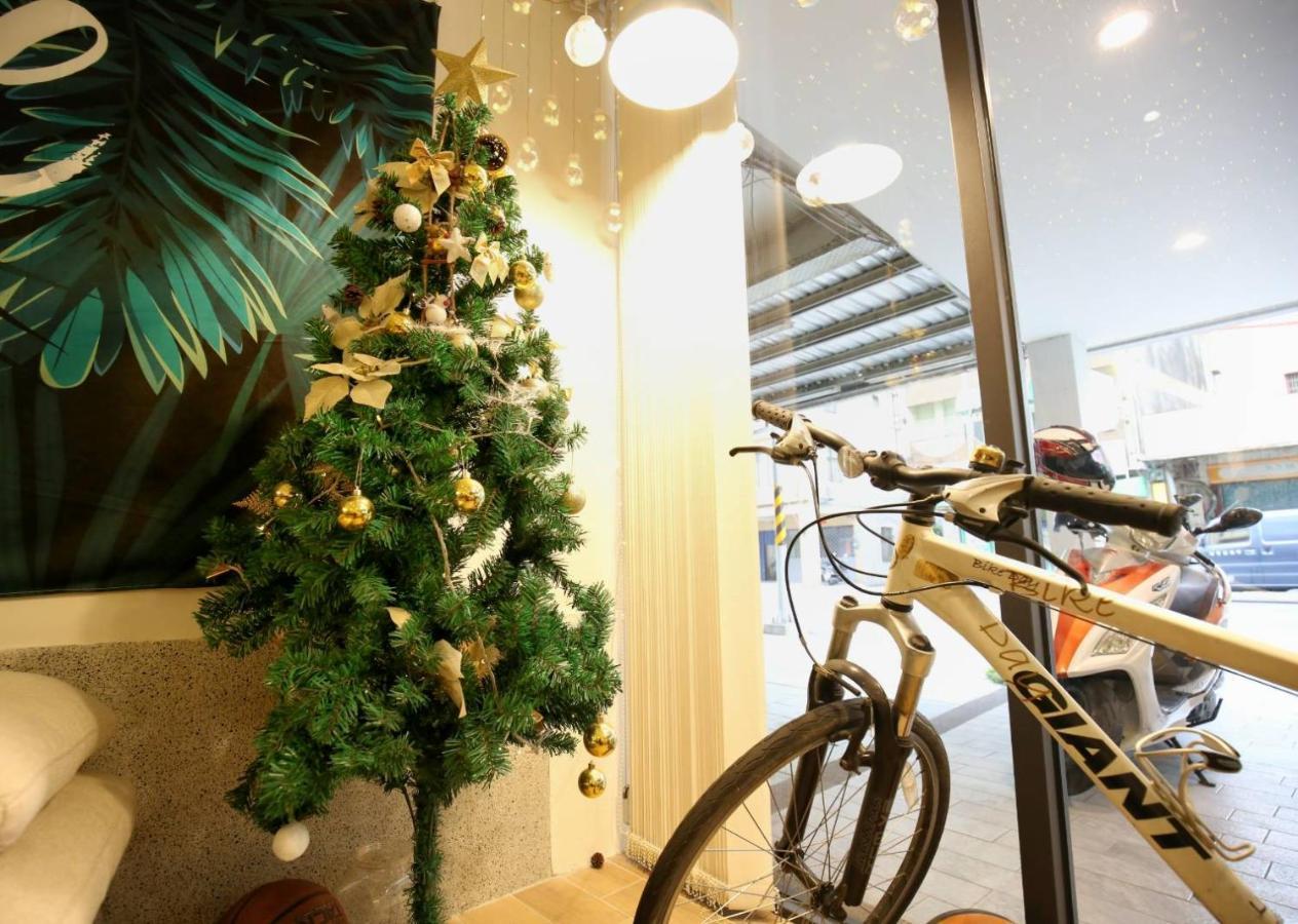 Canal Walk Inn Tainan Esterno foto
