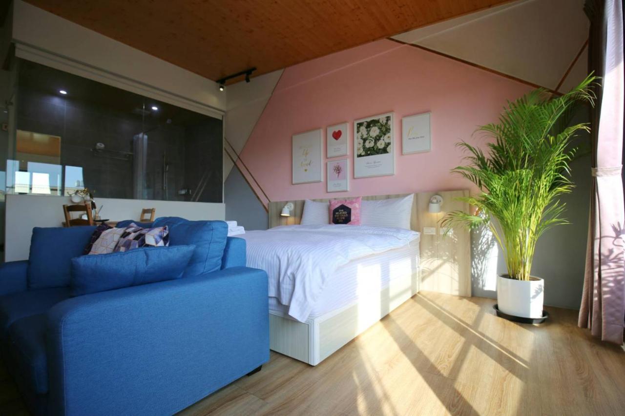 Canal Walk Inn Tainan Esterno foto