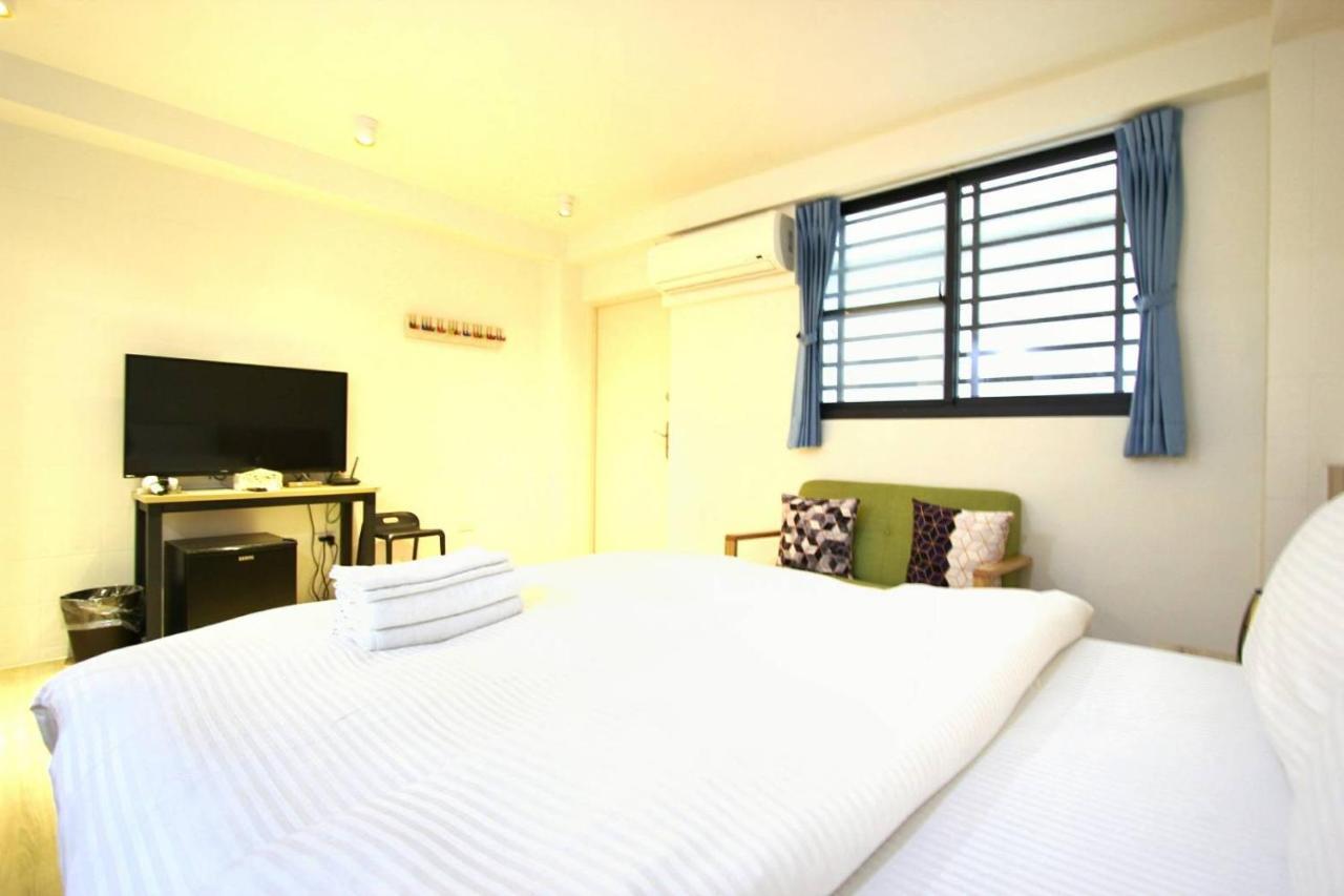 Canal Walk Inn Tainan Esterno foto
